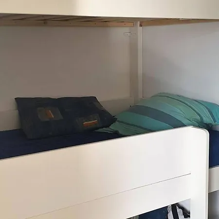 Climatise Pour 4, A 100m De La Plage, - Fr-1-388-104 דירה